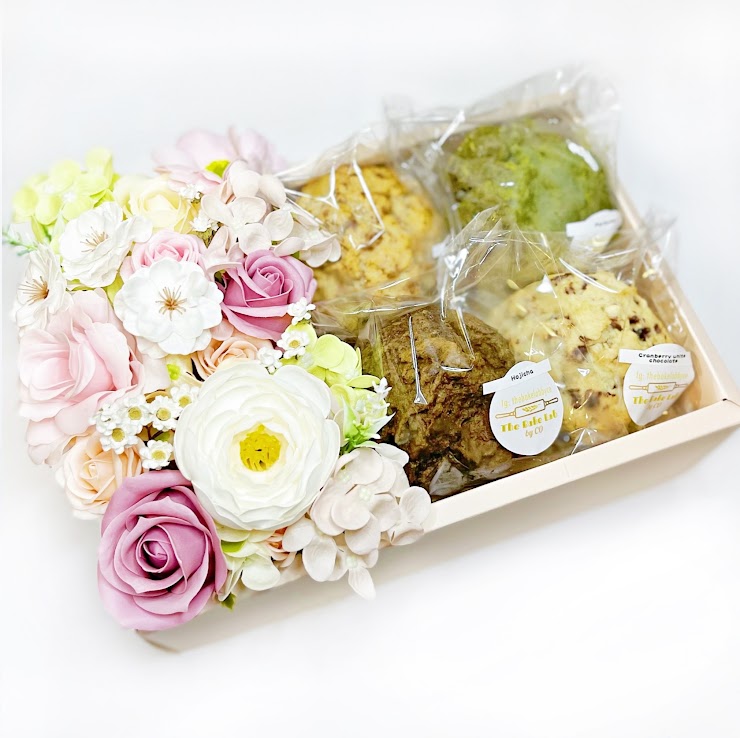 NEW & LIMITED：Moon Festival Box (Pink Roses) 粉红玫瑰礼盒