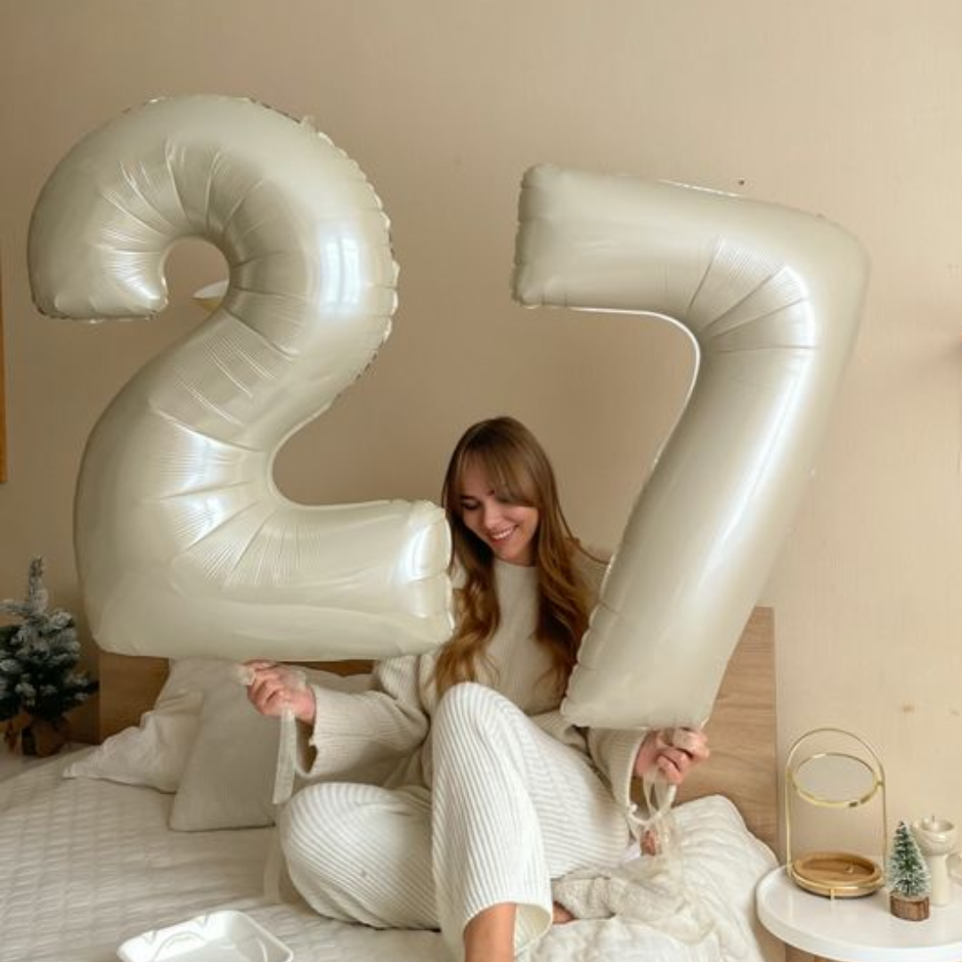 CREAM WHITE 40 INCHES Number Balloon