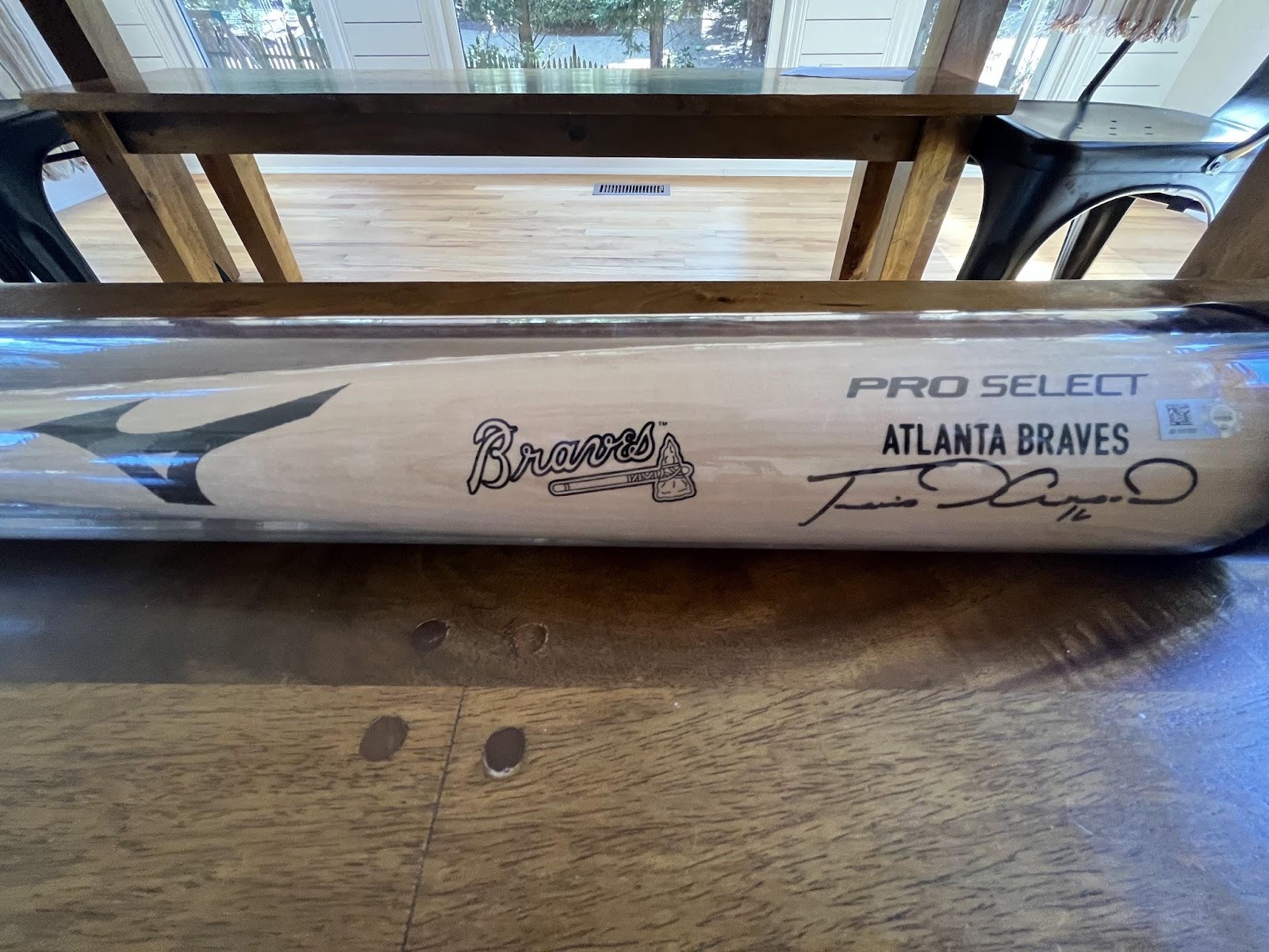 Travis d'Arnaud - signed bat (authenticated), with case