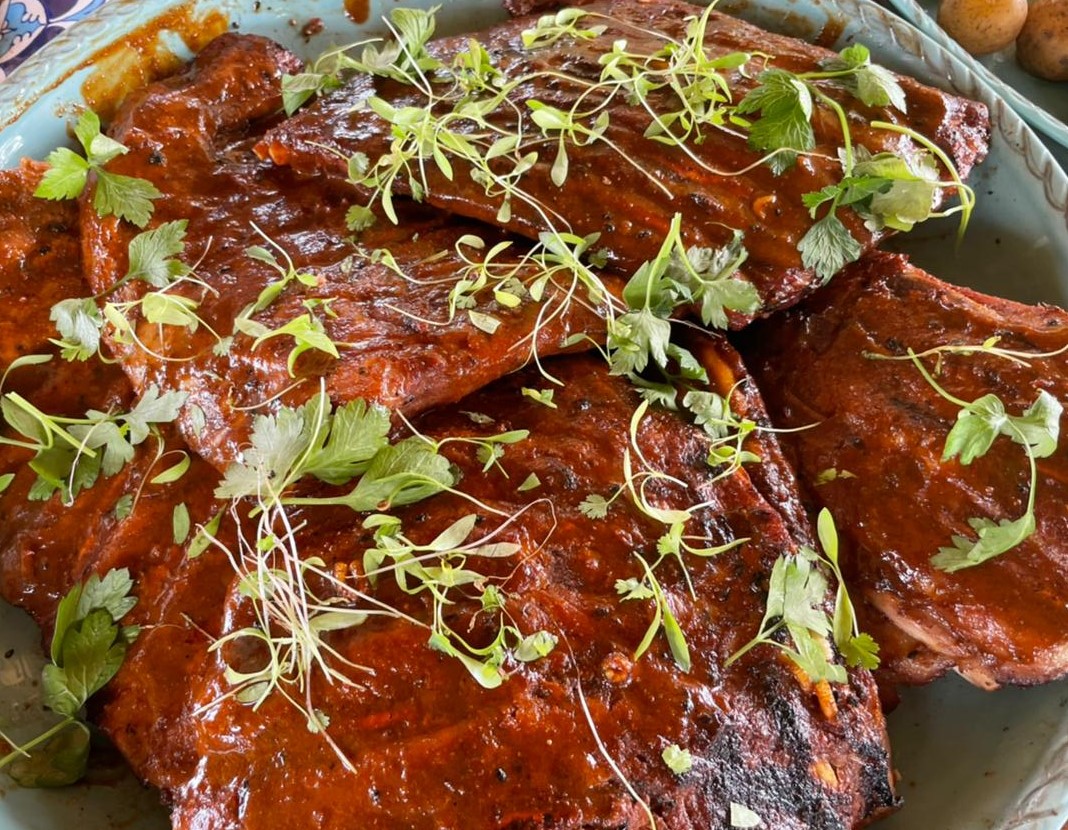 BELGIAN RIBS (1 kg of ribs with a bottle of  SOBRASADA SAUCE)
