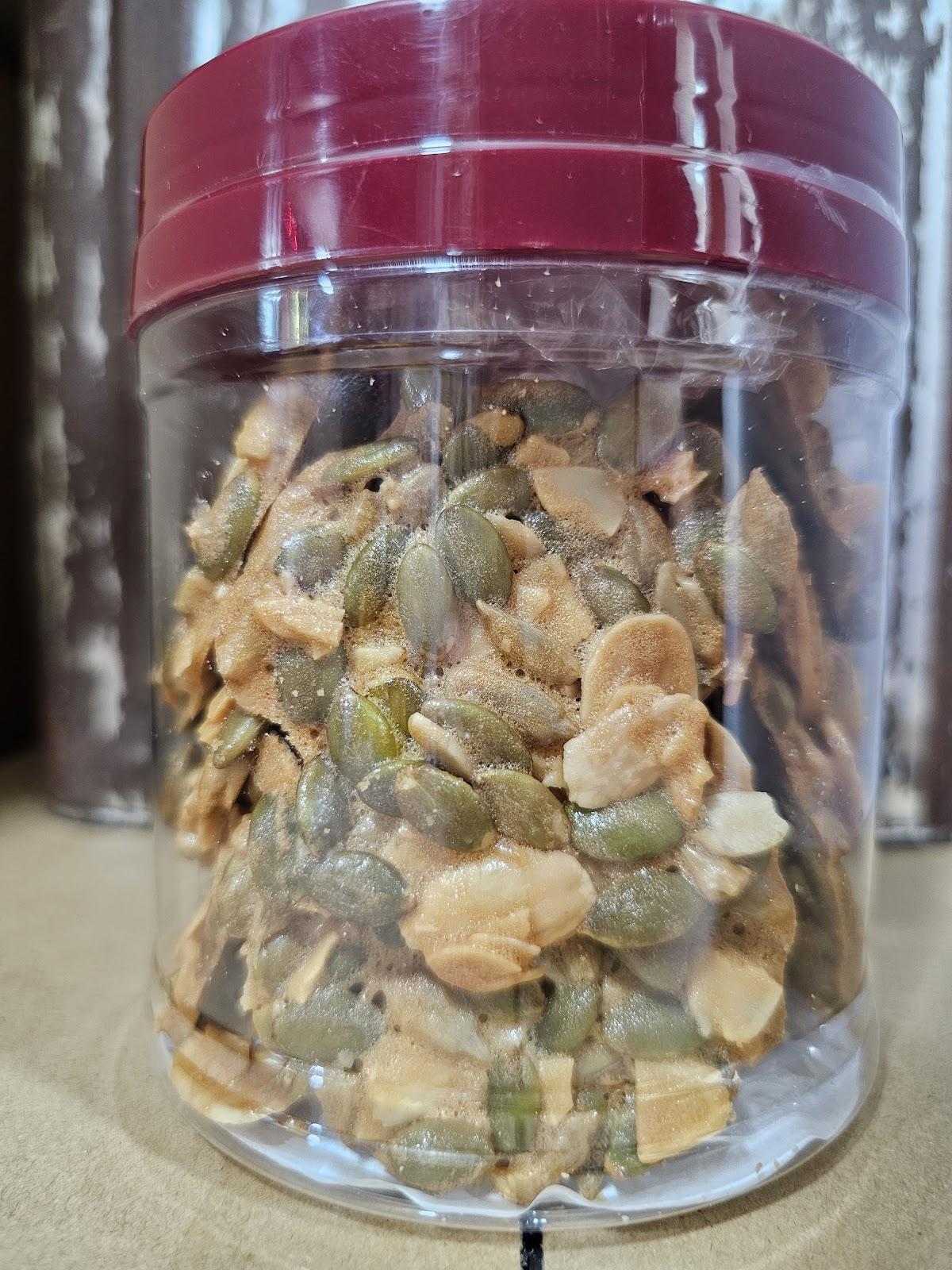 3-in-1 Florentine (Pumpkin Seeds, Almond Flakes, Sunflower Seeds) 三合一脆片 220g ***SOLD OUT***