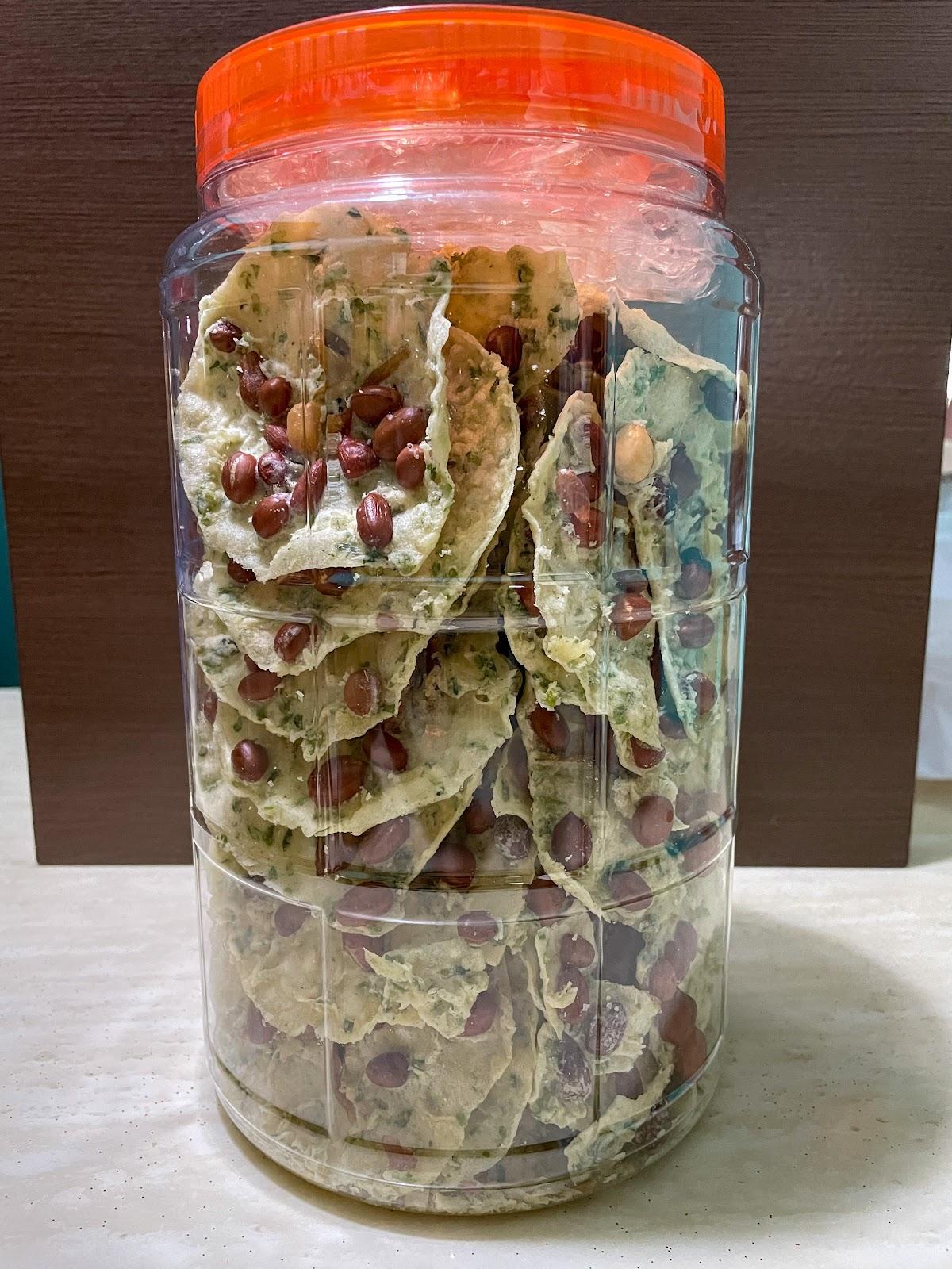 Seaweed Peanut-Ikan Bilis Crackers 紫菜花生江鱼仔  620g 