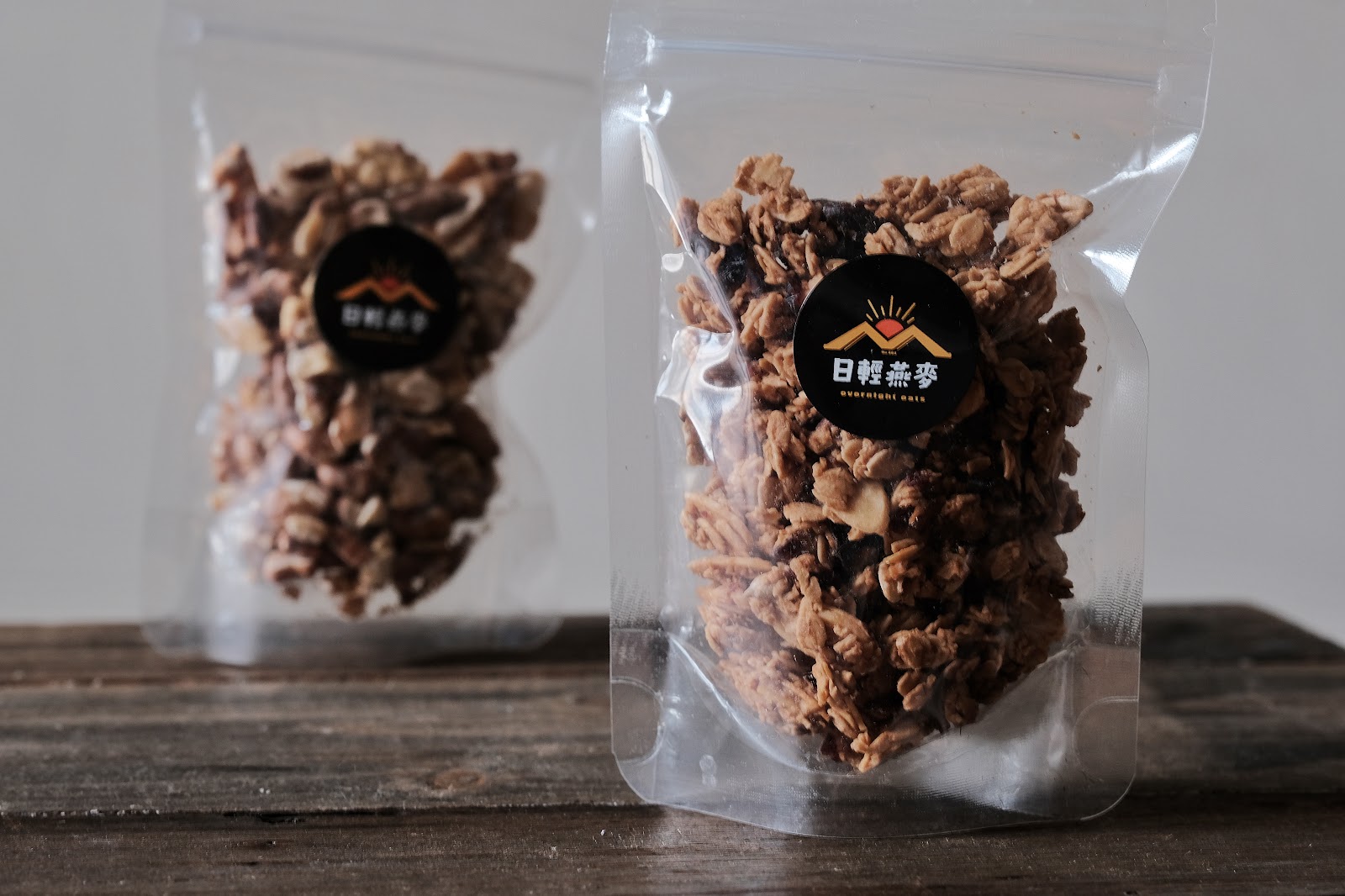 蔓越梅杏仁烤燕麥穀片$165  ❰ 125g/袋裝 ❱