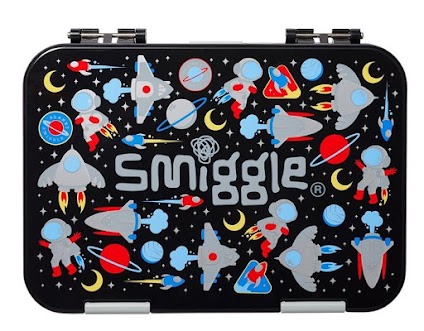 Smiggle Bento Lunchbox - LB1 Black Space (RSP $49.95-52.95) GB Price $29.97