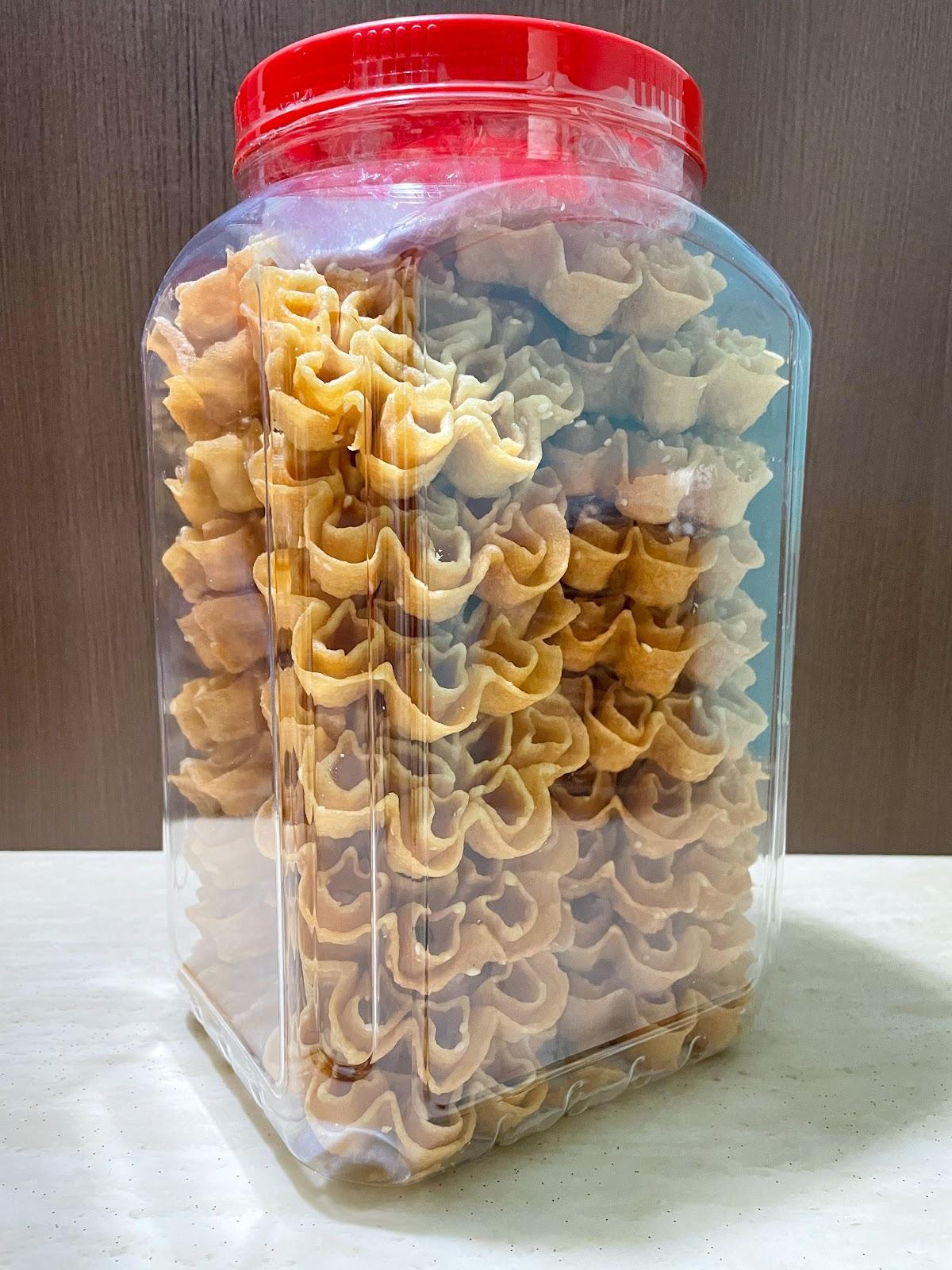 Beehive Cookies (White Sesame)  白芝麻蜂窝饼   450g ***SOLD OUT***