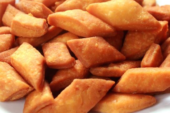 Sweet Khasta Shankarpali (desi ghee)  - 250 gm -15 CHF