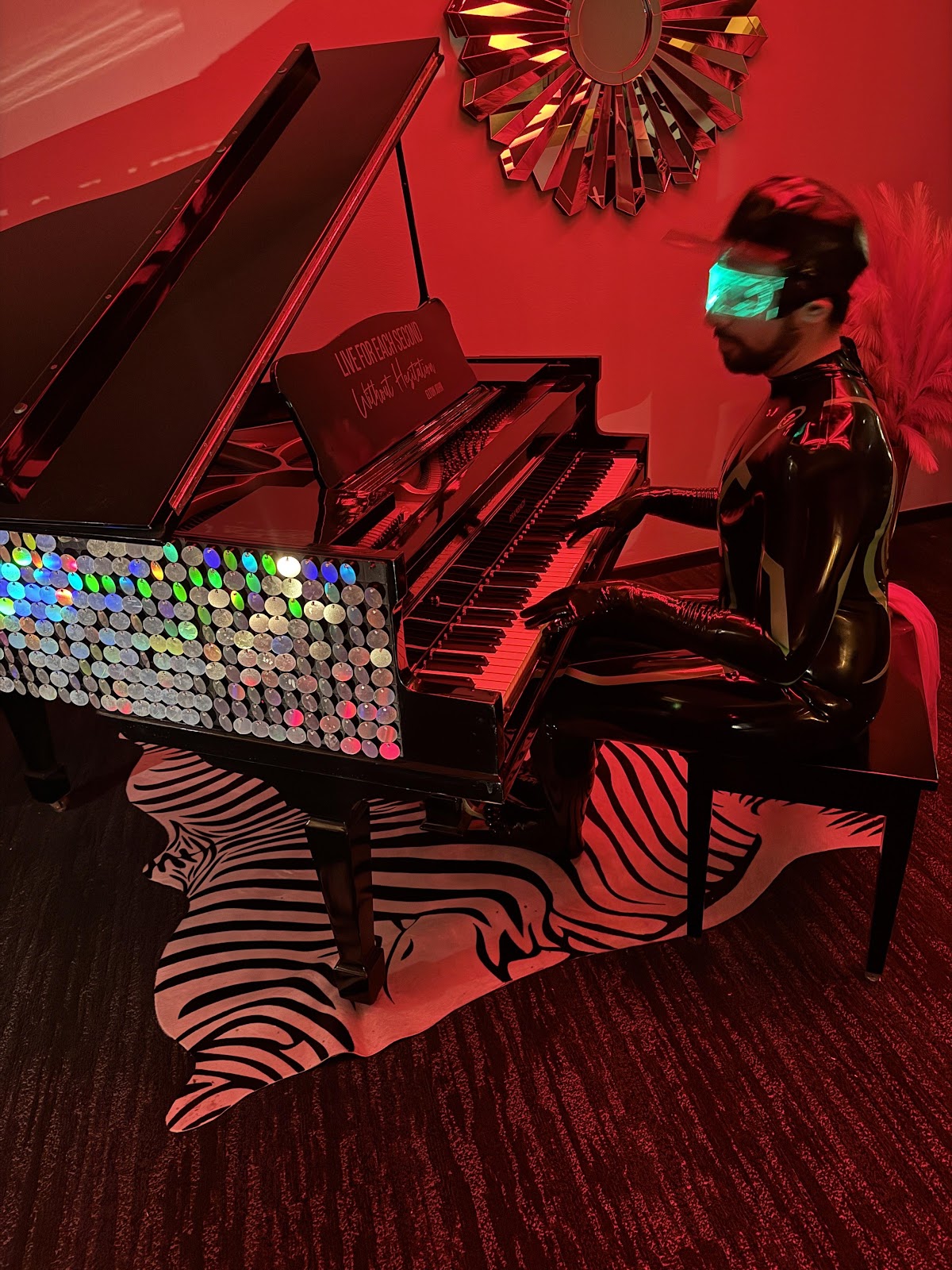 📜 Bases del Concurso Literario “Noche Bohemia” 2025