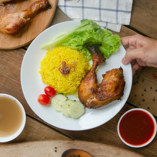 Nasi Ayam Sos Tiram Berlada