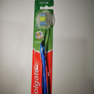 Colgate Toothbrush  Twister (Meduim)