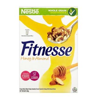 Nestlé Fitnesse Crispy Whole-Wheat Flakes Cereal 330g - Copy 2