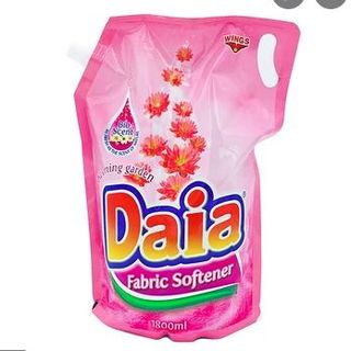 Daia Fabric Softener Blooming Garden 1.8L