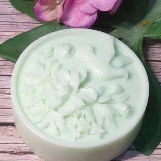 Soapbar made from real goat's milk, in peppermint essential oil