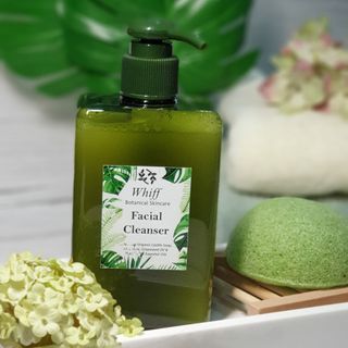 Facial Cleanser 280ml. Scented with Ylang Ylang Essential Oil.