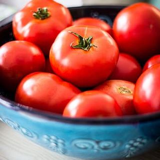 TH  / ORGANICS Tomatoes - Thomas AA