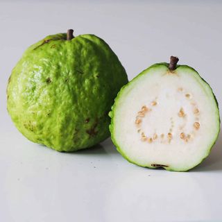 Guava (2 pieces)