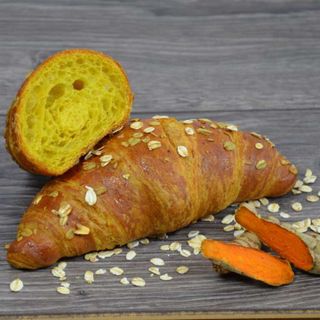 Croissant Salato Curcuma (48 pz) codice 1053