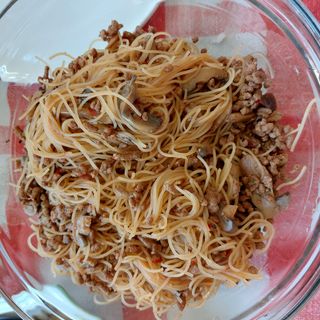 蚂蚁上树（Sauteed Vermicelli with minced beef)