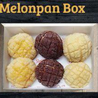 MELONPAN BOX 2 Melonpan ( Classic)  2 Melonpan ( Choco)  2 Melonpan ( Cheese) 