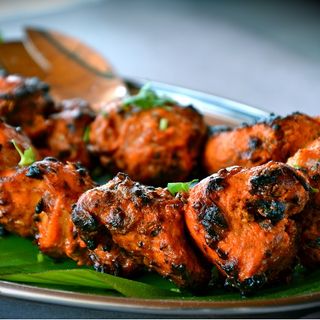 Achaari Murg Tikka (500gms / 12-14 pcs)