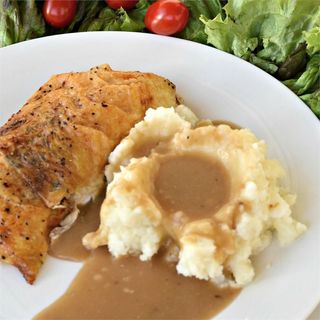 Roast Chicken with Brown Sauce and Mashed Potatoes (Serves 2)