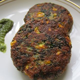 Palak Corn Tikki (500gms / 16-18 pcs)